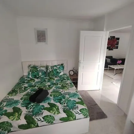 Apartment T4 Sevran